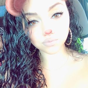 Meet your Posher, Katherine